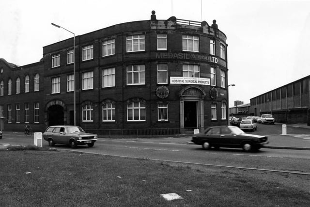 Hunslet Road in March 1980 and pictured is a distinctive building with curved frontage. This is occupied by Medasil Surgical Ltd, suppliers of hospital surgical products. Butterley Street is to the right.