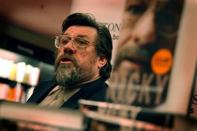 Actor Ricky Tomlinson gives a talk to fans before signing copies of his new book at Waterstones.