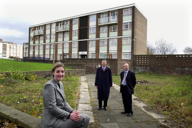 Lincoln Green was being redeveloped by Groundwork Leeds. Pictured is designer Kate Stephens with Hilary Benn MP (left) and Coun Keith Wakefield, leader of Leeds City Council on the land in Roxby Close.