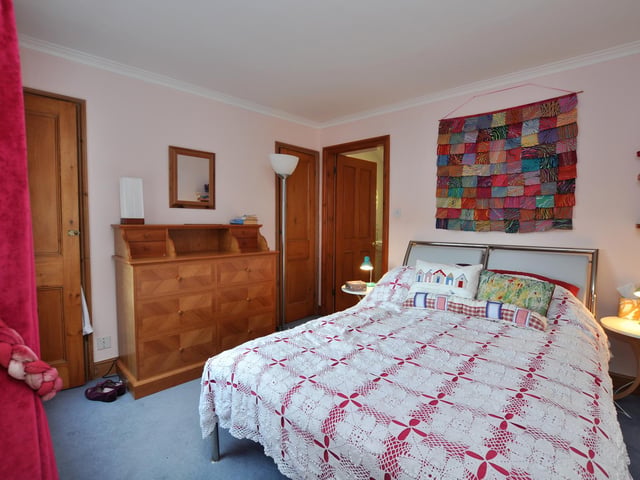 One of the comfortable double bedrooms within Linskill House.