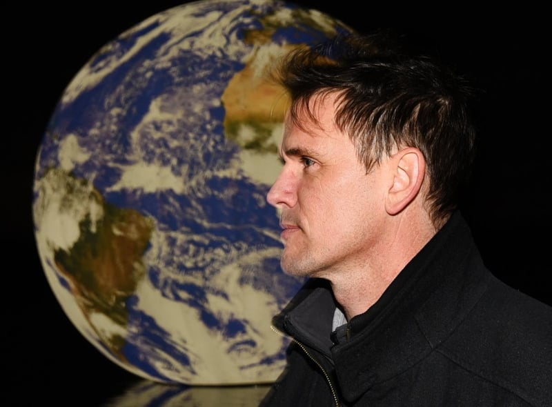Internationally acclaimed Artist Luke Jerram aims to evoke the ‘overview effect’, first described by author Frank White in 1987. Common features of the experience for astronauts are a feeling of awe for the planet, a profound understanding of the interconnection of all life, and a renewed sense of responsibility for taking care of the environment.