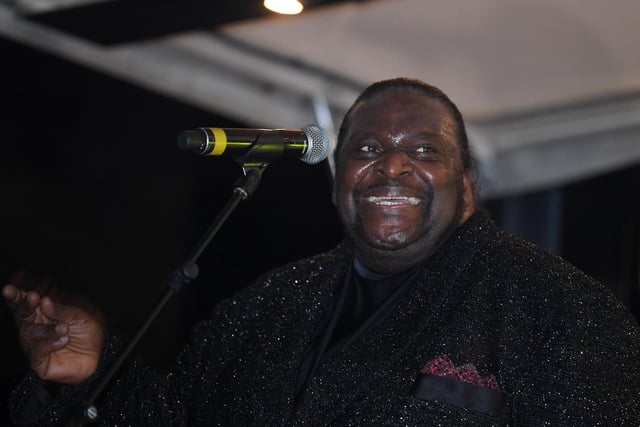 Four Tops - Preston Christmas Lights Switch On