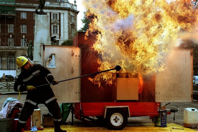 West Yorkshire Fire Service were in the city centre in September 1999 to demonstrate what happens when water is used to extinguish a chip pan fire.