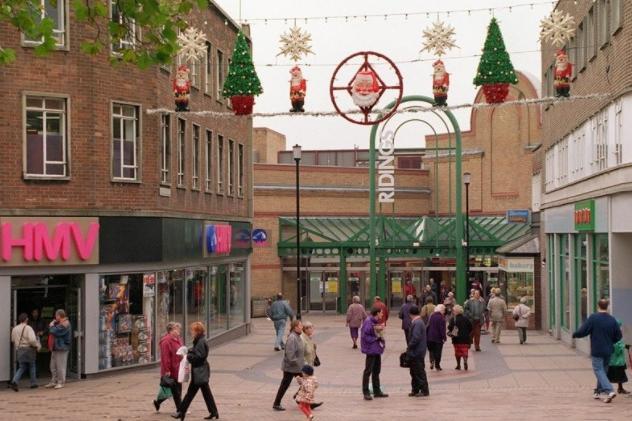 Christmas shoppers flood the streets of Wakefield in late 1997. Do you remember walking up Kirkgate in the late 90s?