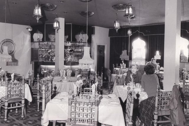 Enjoy these photo memories of Leeds restaurants from the 1980s.