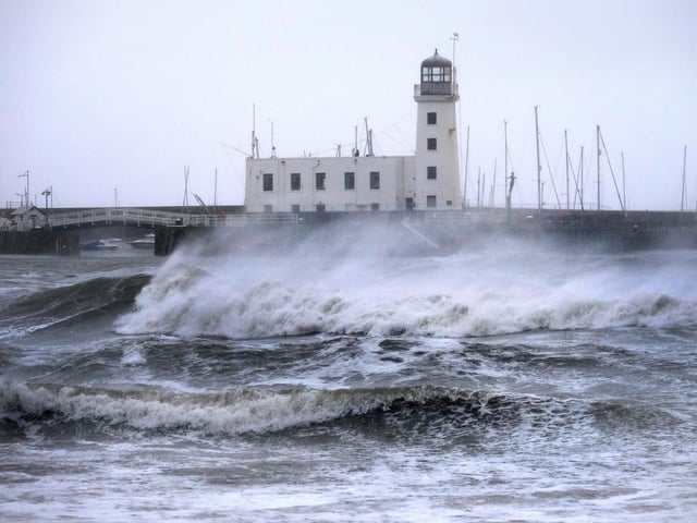 Rough seas and waves gather in Scarborough's South Bay.