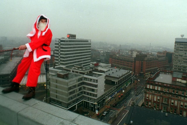 Share your memories of Leeds at Christmas in 1998 with Andrew Hutchinson via email at: andrew.hutchinson@jpress.co.uk or tweet him - @AndyHutchYPN