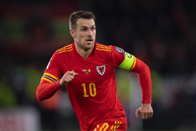 Leeds United have joined Everton and Newcastle United in the race to sign Juventus midfielder Aaron Ramsey – but only want the Welshman on an initial loan spell. (Calcio Mercato)