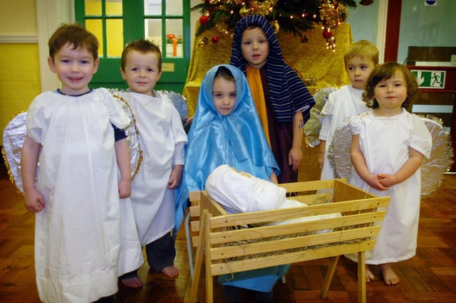 The perfect Christmas scene - Chaucer Primary School, 2006