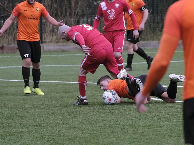 Newlands in action at Edgehill in the Scarborough Saturday League first division.
Photos by Richard Ponter