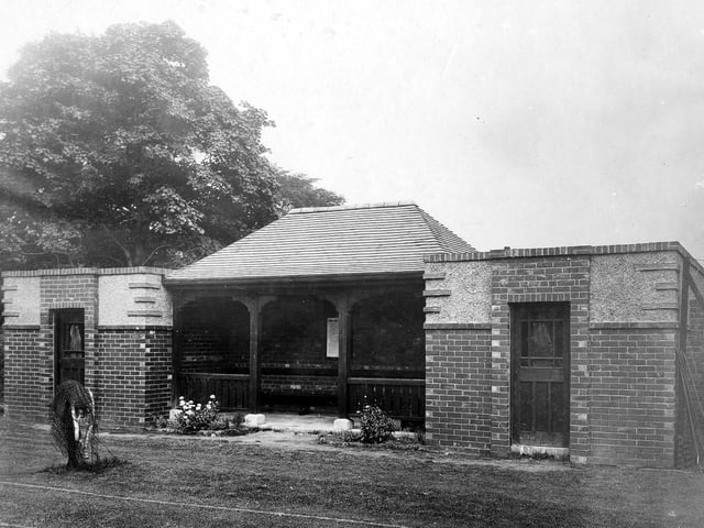 Becketts Park pavilion pictured in June 1927. The estate was once part of Kirkstall Abbey property. The Beckett family bought the land in 1834 and renamed it Kirkstall Grange. In 1908 Lord Grimthorpe sold the estate to the city of Leeds who opened a college on the site.