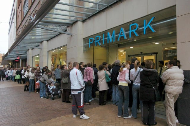 Queuing a Primark in 2006