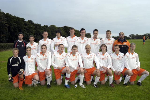Do you recognise anyone in this football team?