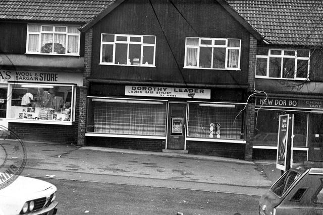 Part of a parade of shops on the south side of Easterly Road at Oakwood in January 1980. Dorothy Leader ladies hair stylist, is in the centre, the site of a proposed estate agent's office. On the left is Katrina's wool and bargain store, and on the right New Dor Bo, Chinese takeaway.