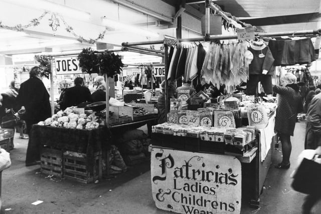 Bargains galore on offer for Christmas shoppers at Seacroft market in December 1972.
