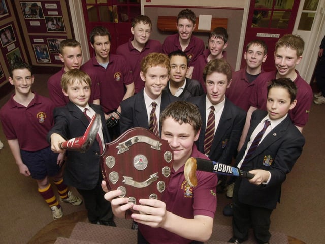 Do you recognise anyone from this hockey team photo?