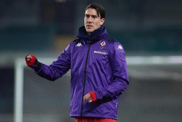 Fiorentina striker Dusan Vlahovic is said to be looking for wages of £200,000 a week which could price the 21-year-old Serbian out of a move to reported potential suitors Arsenal, Chelsea and Manchester City. (Star). Photo by Emmanuele Ciancaglini/Ciancaphoto Studio/Getty Images.