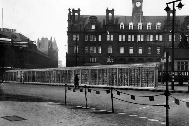 City Square in January 1940. Shelters put up for people using trams. The General Post Office is in the background.