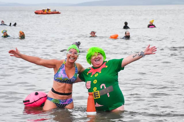 Splashing start to 2022 - Pictures by Keith Douglas Photography