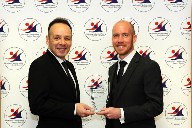 After a hugely successful year Fife AC's and DSF's para-athlete Derek Rae was given the Fife Free Press Group Sports Personality of the Year Award. The FFP's Paul McCabe presented Derek's trophy.