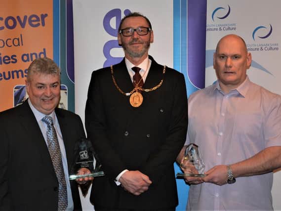 Lanark bowler Ian Bell (left) who lost only two competitive matches in 2019, is pictured with Senior Male runner-up Graeme Ferguson (right) and Provost Ian McAllan