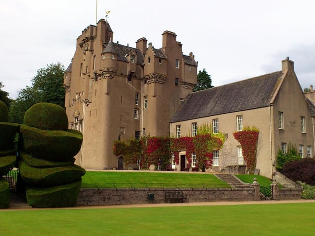 This pretty castle was built by a family that was linked to Robert the Bruce. It is surrounded by beautiful gardens and woodland and is famous for its topiary.
