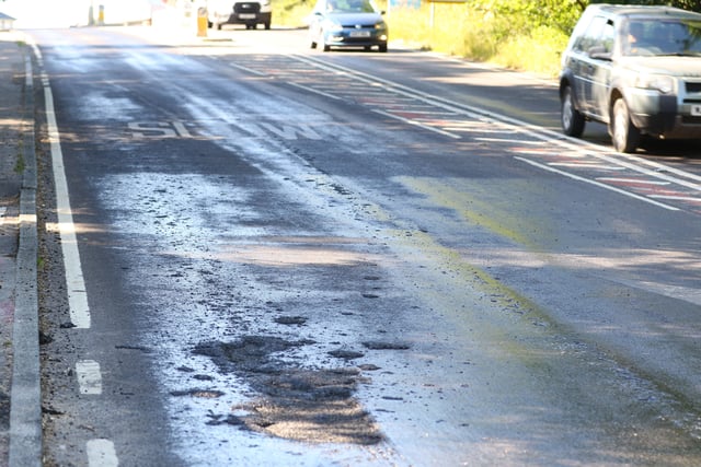 ROADS MELTING SUSSEX A272 SCAYNES HILL TO HAYWARDS HEATH  25-6-20