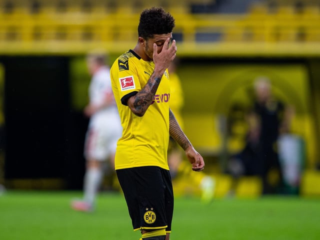 Manchester, United must sell at least four players - including Chile forward Alexis Sanchez, 31, and England midfielder Jesse Lingard, 27 - to fund a move for Jadon Sancho. (Sunday Mirror)