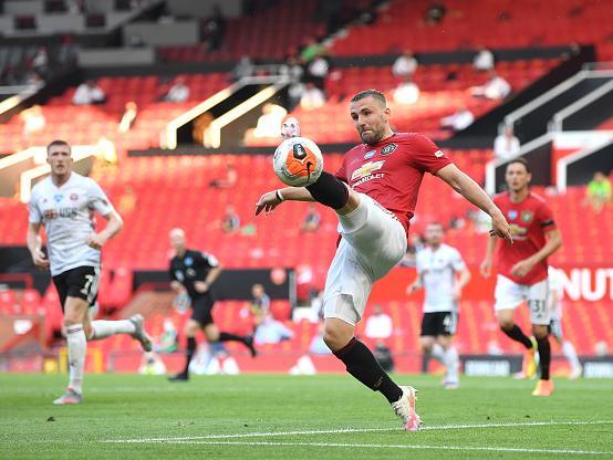 A solid display from the left back and replaced by Williams on the hour