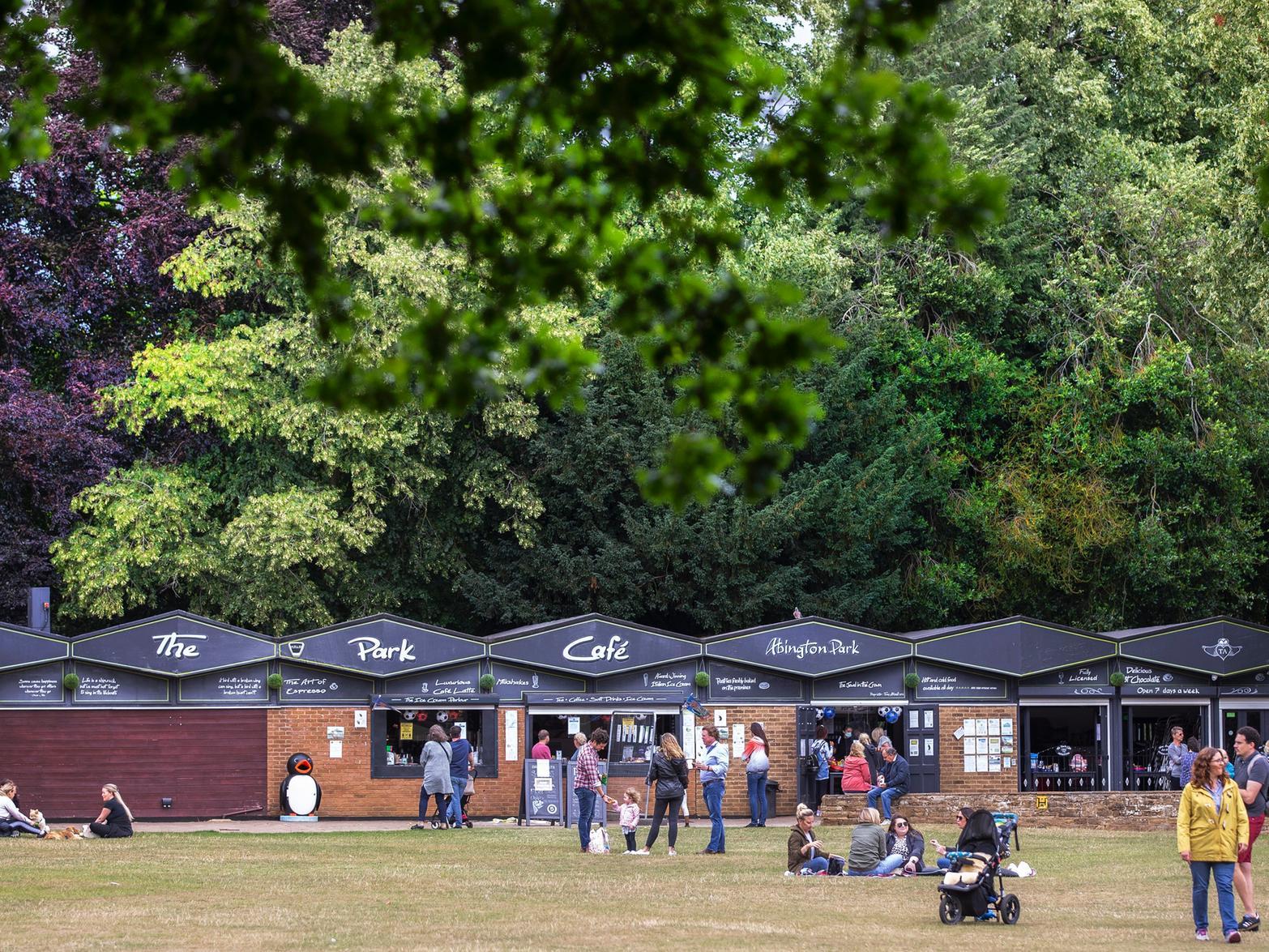 The cafe was a hive of activity. Photo: Kirsty Edmonds.