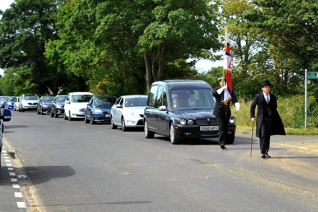 Mike Cole's funeral in Pagham. Pic Steve Robards SR2007141 SUS-200714-111255001
