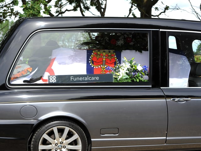 Mike Cole's funeral in Pagham. Pic Steve Robards SR2007141 SUS-200714-111145001