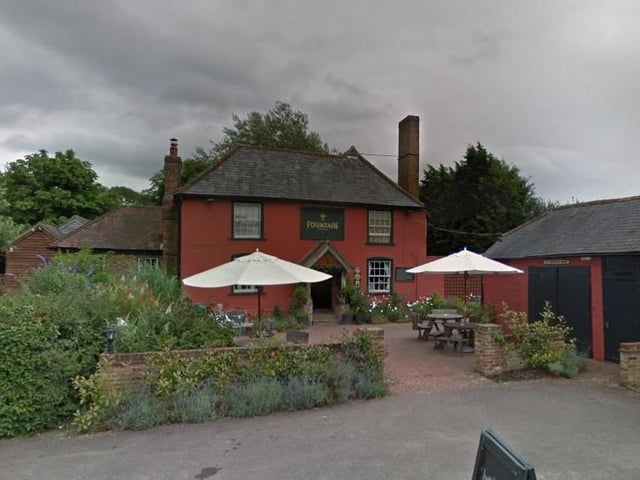 The video for Paul McCartney's Wonderful Christmastime was filmed at The Fountain in Ashurst. But for warmer weather it boasts a great garden.