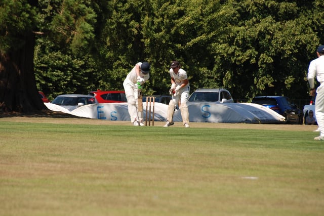 Chris Mole keeping for Cuckfield. Picture by David Reid