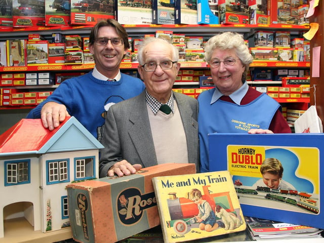Will, Jim and Pam Osborne in 2014