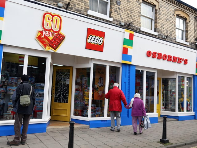 Osbornes Toys and Sports was the first UK stockist of Lego and the shop was honoured by having their frontage reproduced in thousands of the bricks in January 2018
