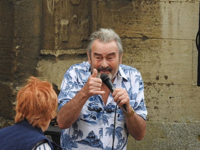 Singer Barry Hale entertains the crowds on Saturday in Rothwell. Photo by Andrew Carpenter