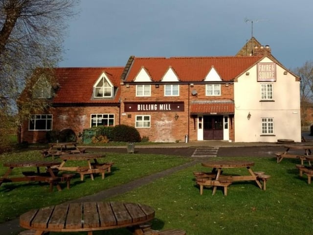Billing Mill boasts its own island surrounded by water from the River Nene with play equipment for children