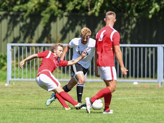Action from the Arundel-Loxwood pre-season friendly / Pictures: PW Sporting Photography