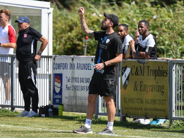 Action from the Arundel-Loxwood pre-season friendly / Pictures: PW Sporting Photography