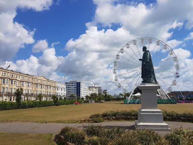 The Duke of Devonshire statue framed by the Big Wheel at Western Lawns, taken by Bob Newton on a Samsung S8. SUS-200508-122302001