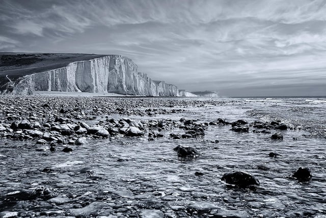 Danny Evans took this monochrome picture of Seven Sisters from Cuckmere Haven using a Canon d500 camera. SUS-200722-113433001