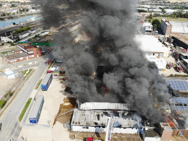 EAST SUSSEX FIRE AND RESCUE WAREHOUSE FIRE NEWHAVEN 8-8-20 SUS-200808-175037001