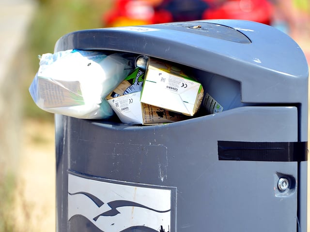 It was a scorching hot day weekend in Littlehampton. Pictures: Steve Robards