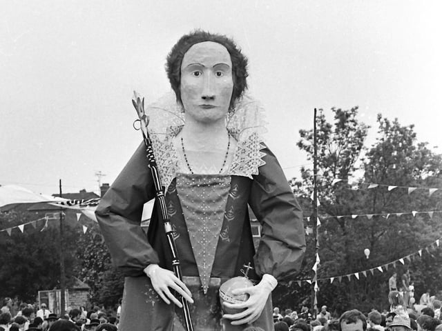 Elizabeth I granted Corby its Royal Charter