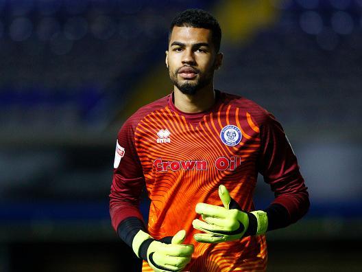 On for injured Walton. The Spanish keeper was on loan at Rochdale and looked confident during his time on the pitch. Good late save to deny Giroud