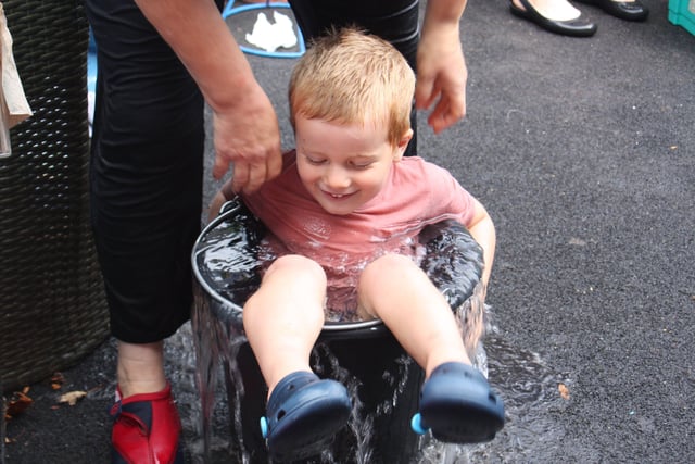 Children at Catkins Nursery Horsham enjoyed a water party for their leavers day SUS-200914-123840001