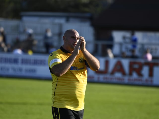 Captain Liam Dolman applauds the travelling fans after Diamonds saw things out to earn a point