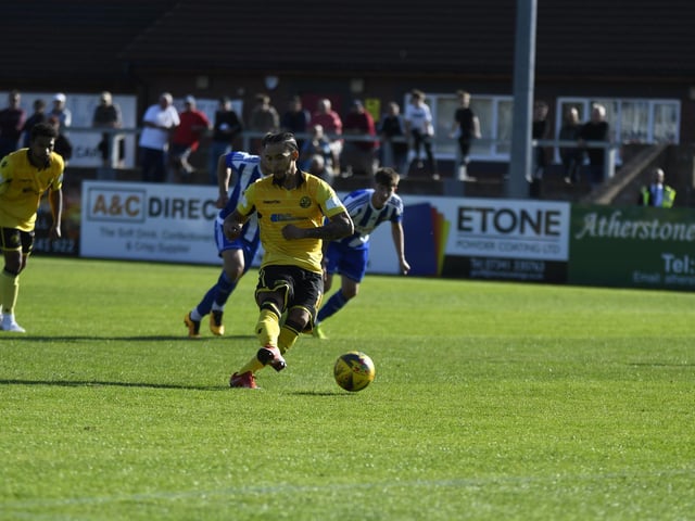 Lorrell Smith picked himself up to put Diamonds ahead from the spot