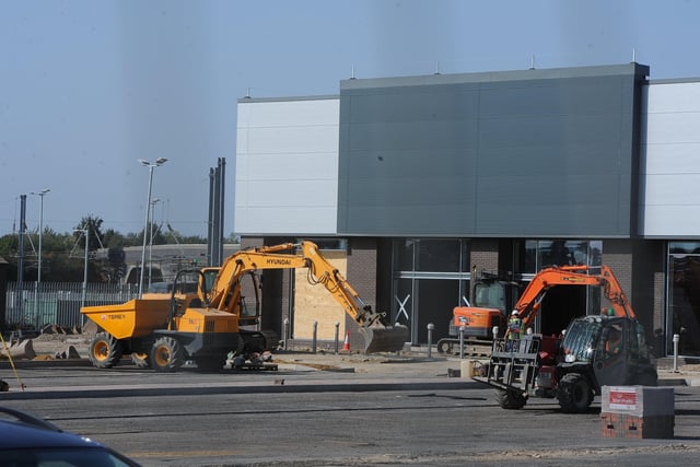 New developments in Peterborough - former ToysRus site EMN-200921-144416009